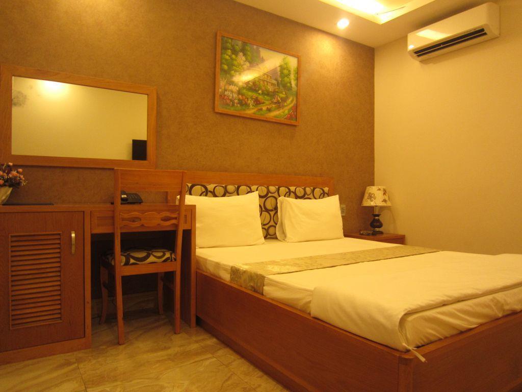 Hotel Thanh Ngoc Ho Chi Minh City Exterior photo